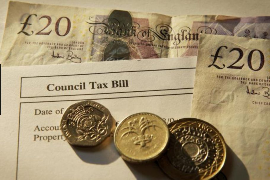 邵武对付老赖：刘小姐被老赖拖欠货款